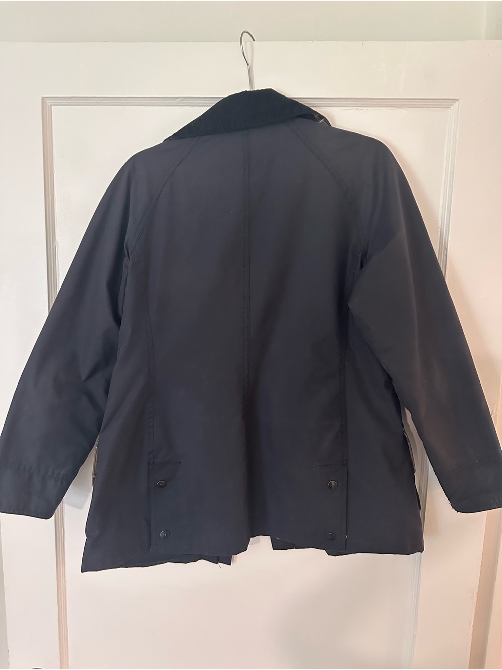 Barbour Women’s Navy Waxed Jacket - Picture 2 of 6